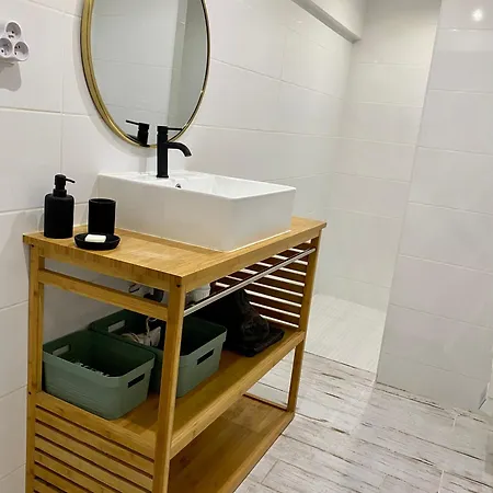 Apartment Spacieux Studio Et Jardin Prive Nice