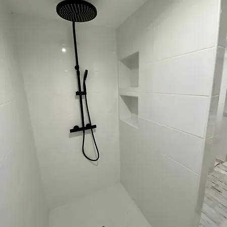 Lejlighed Spacieux Et Jardin Prive